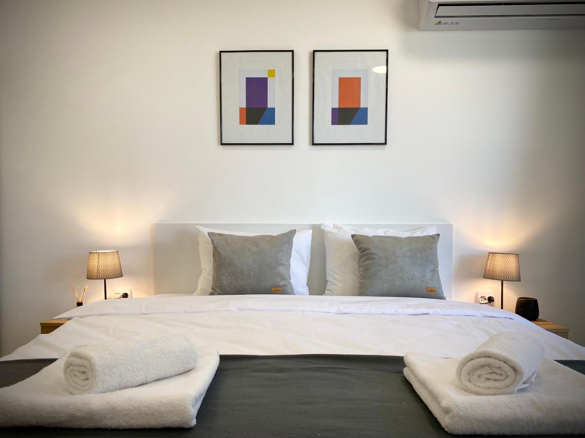 Hello Studios Budget Stays Free Parking & Wifi Stara Zagora Exterior photo